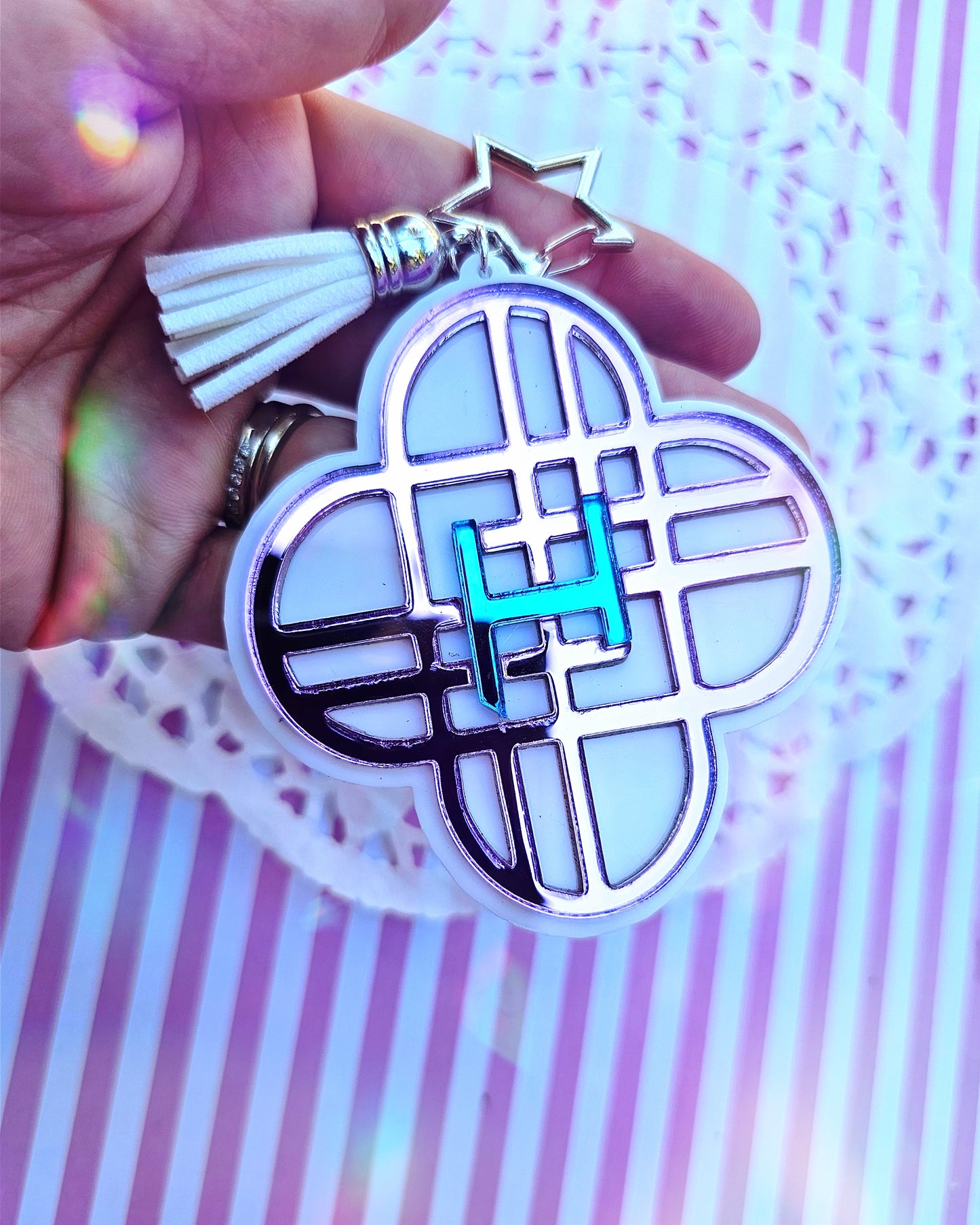 | Huntrix Keychain | Kpop Demon Hunters Keychain | Saja Boys Charm Kpop Keychain | Huntrix Charm