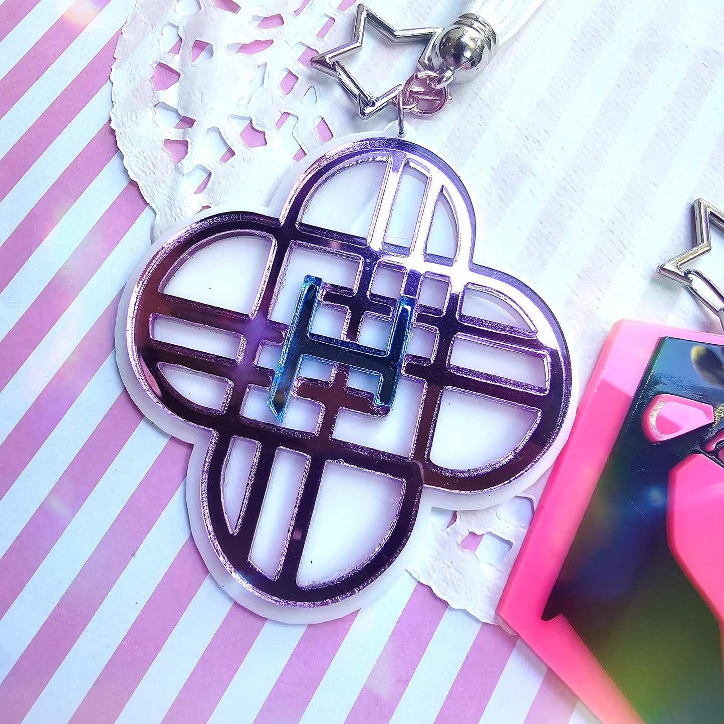 | Huntrix Keychain | Kpop Demon Hunters Keychain | Saja Boys Charm Kpop Keychain | Huntrix Charm