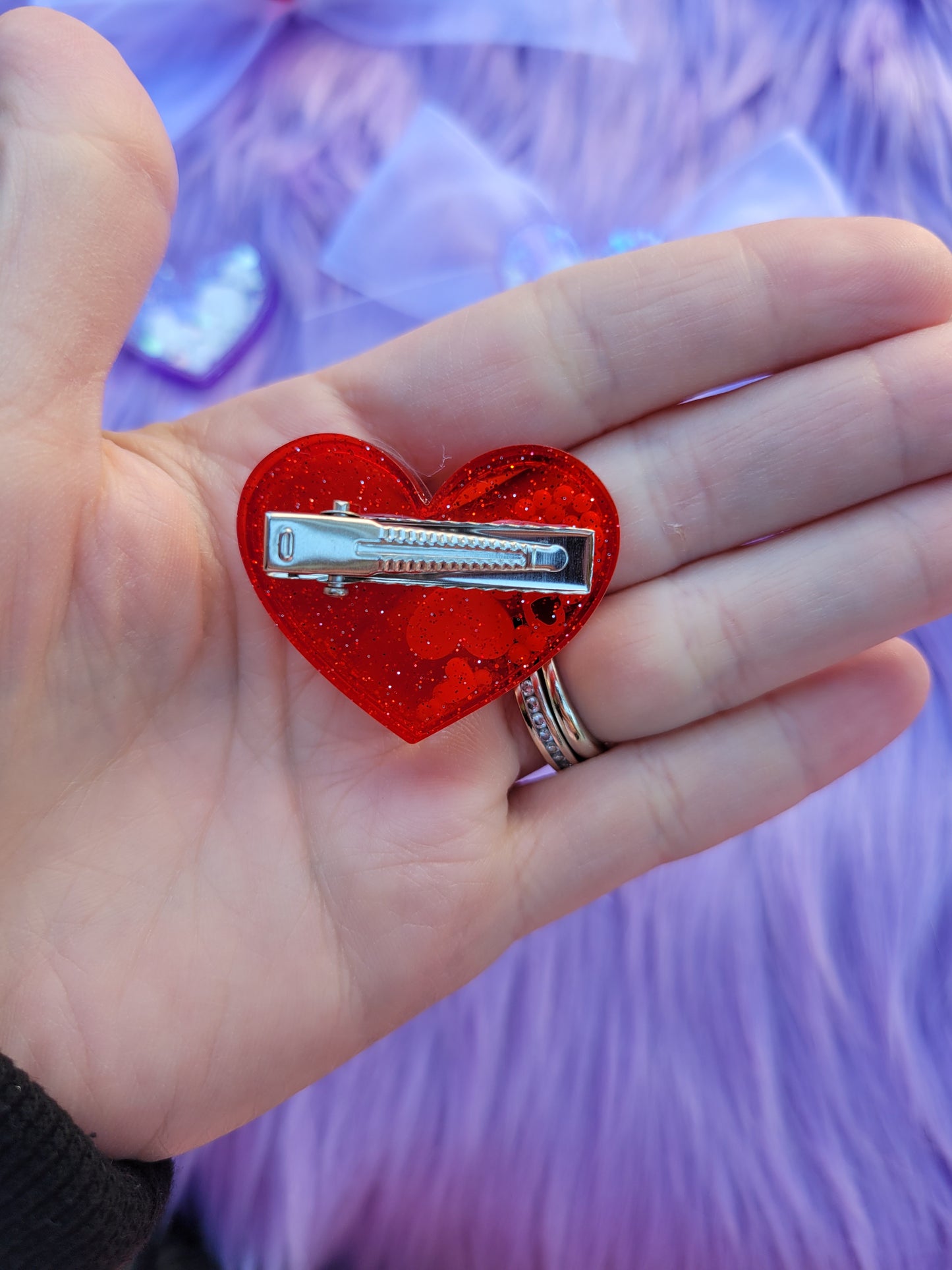 Glitter Heart Shaker Brooch | Shaker Hair Clip | Valentines Heart Brooch | Heart Clip | Glitter Valentines Brooch | Valentines Clip | Lovecore Brooch | Lovecore Clip | Sweet Lolita Brooch | Sweet Lolita Clip
