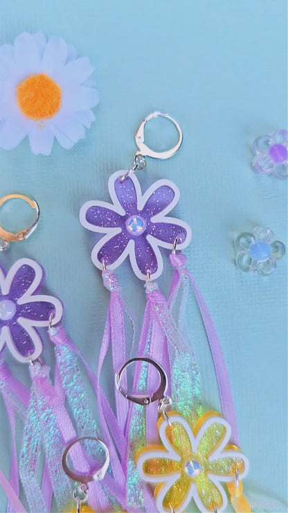 Ditzy Daisy Earrings | Spring Earrings | Glitter Earring | Daisy Earrings | Pastel Flowers | May Day Earrings