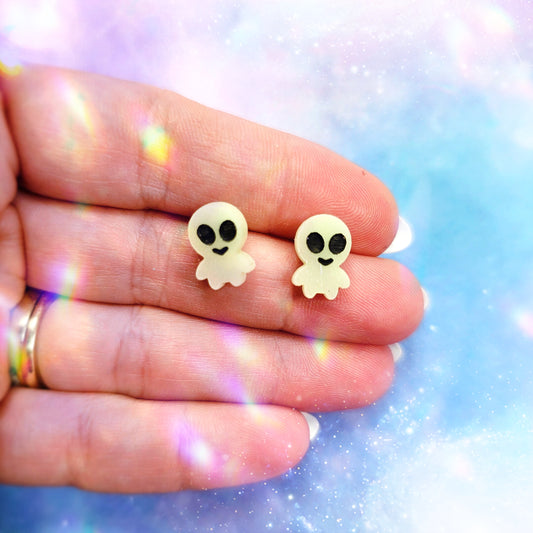Alien Stud Earrings | Uchuu Kei | Glow in the Dark Earrings | Pastel Earrings